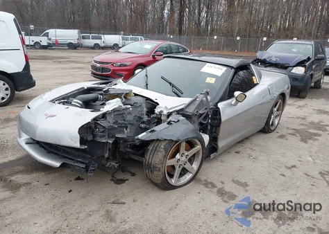 2006 Chevrolet Corvette z USA, uszkodzony, nr VIN 1G1YY26U365108568